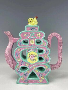 Chinese Porcelain Famille Verte Puzzle Teapot MINT Condition